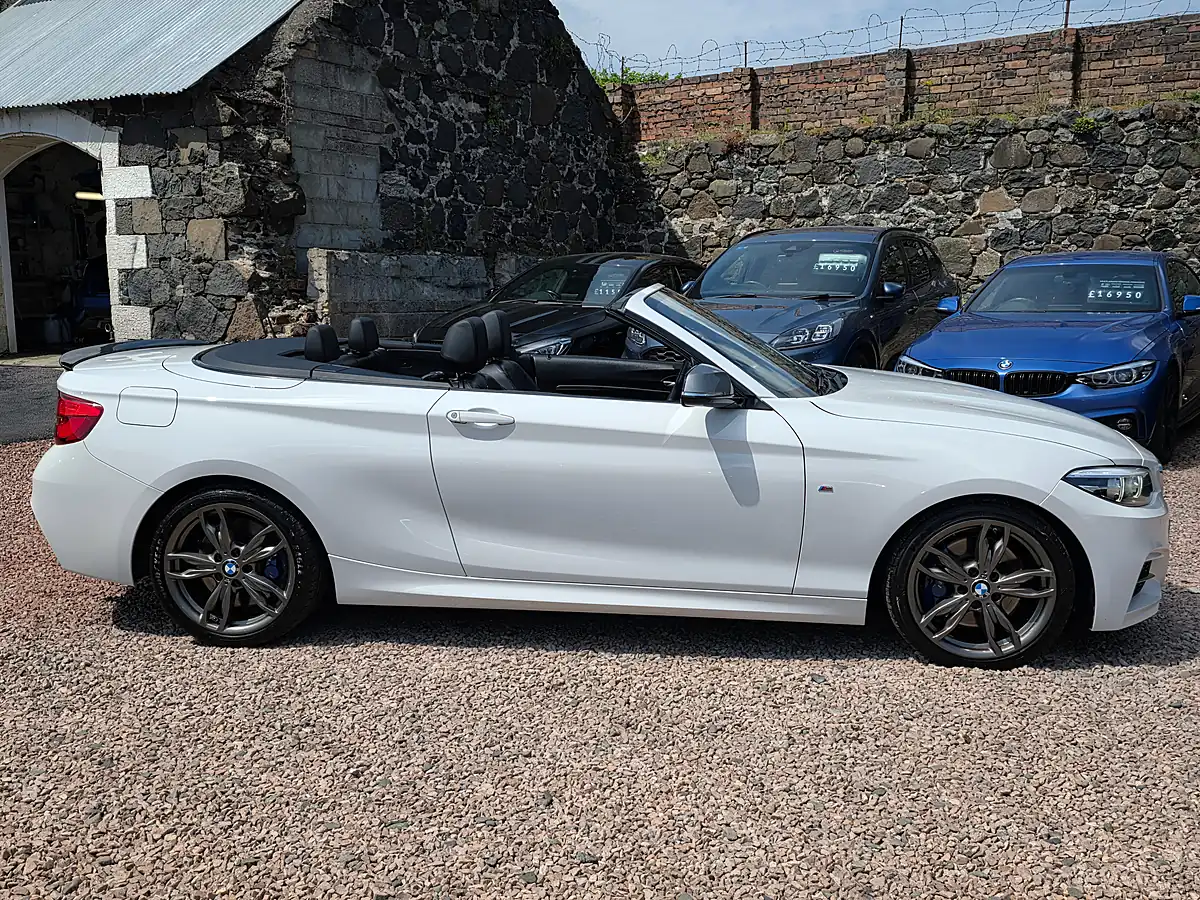 Used 2017 BMW 2 Series Convertible Alpine White - Interior and Exterior details 14