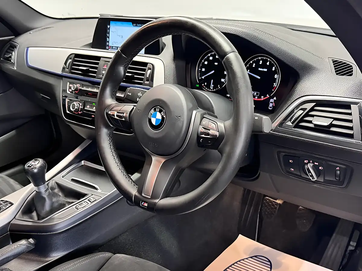 Used 2017 BMW 2 Series Coupe M Sport Alpine White - Interior and Exterior details 17