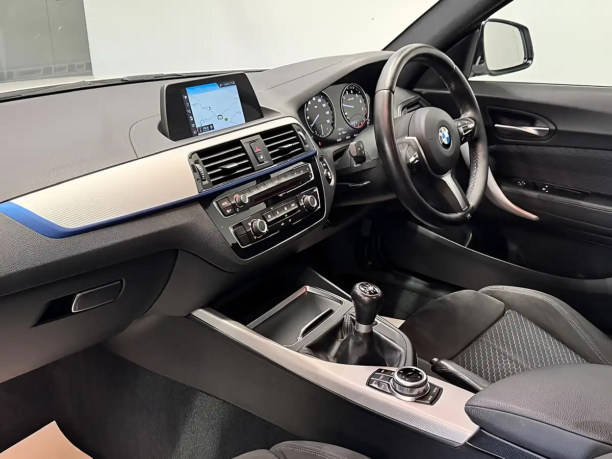 Used 2017 BMW 2 Series Coupe M Sport Alpine White - Interior and Exterior details 20