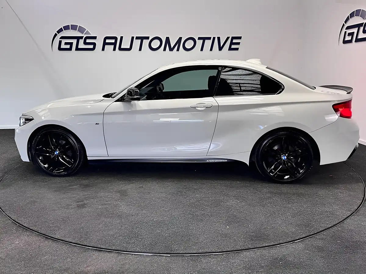 Used 2017 BMW 2 Series Coupe M Sport Alpine White - Interior and Exterior details 7