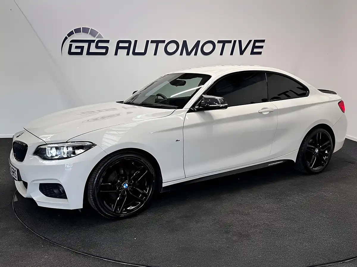 Used 2017 BMW 2 Series Coupe M Sport Alpine White - Interior and Exterior details 8