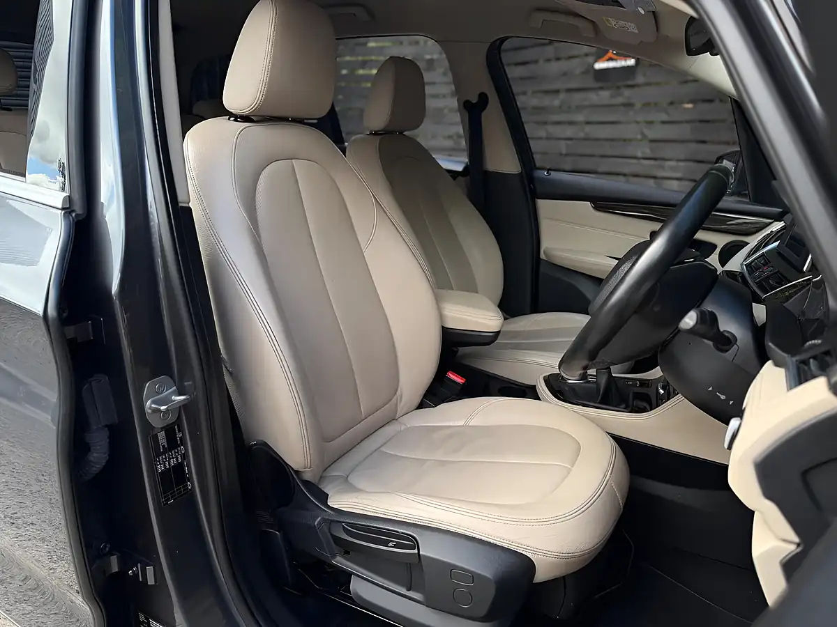 Used 2017 BMW 2 Series Gran Tourer Luxury Grey - Interior and Exterior details 8