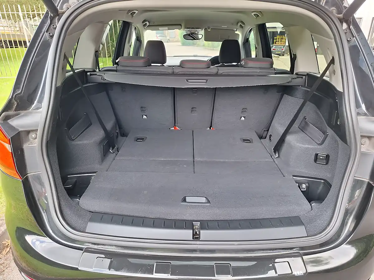 Used 2017 BMW 2 Series Gran Tourer Sport Black - Interior and Exterior details 14