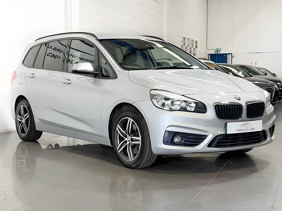Used 2017 BMW 2 Series Gran Tourer Sport Silver - Interior and Exterior details 5