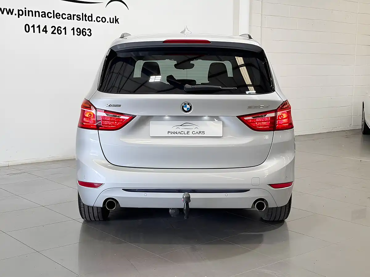 Used 2017 BMW 2 Series Gran Tourer Sport Silver - Interior and Exterior details 8