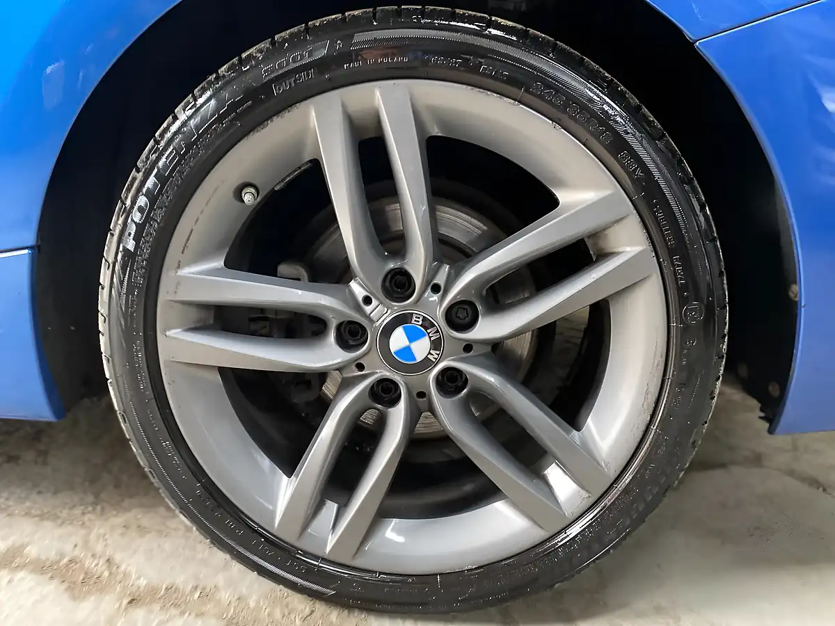 Used 2017 BMW 2 Series M Sport Blue - Interior and Exterior details 16