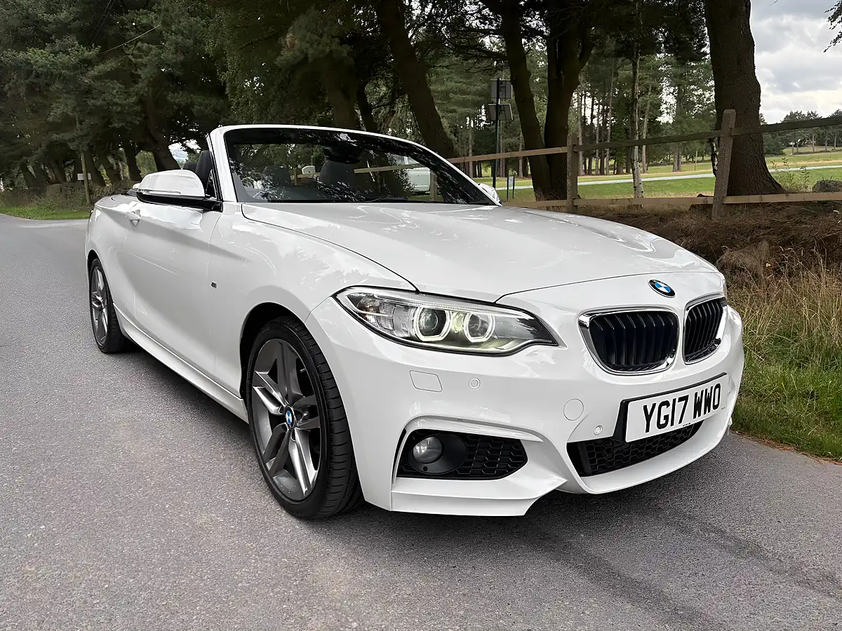 Used 2017 BMW 2 Series M Sport White - Front View
