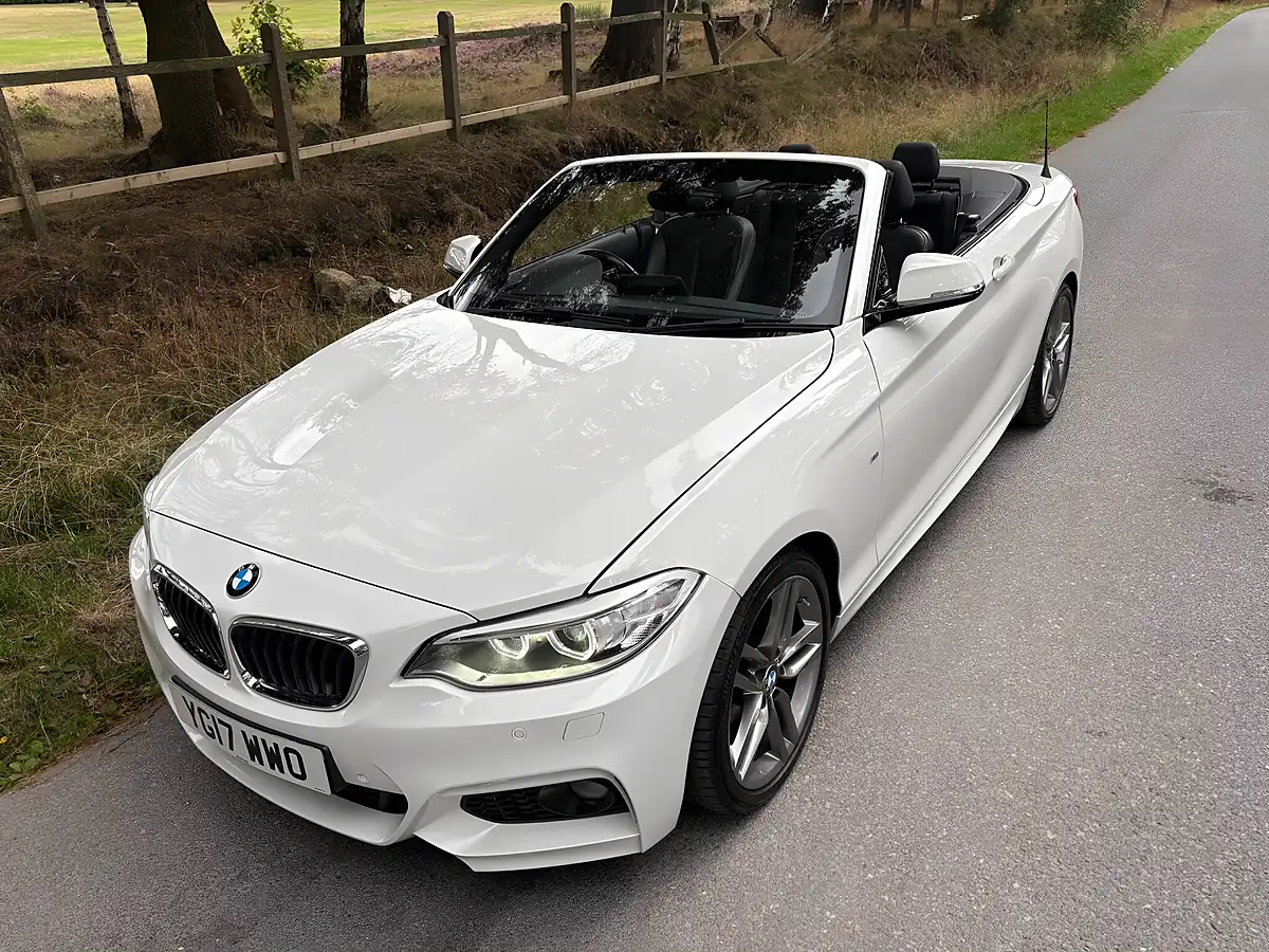 Used 2017 BMW 2 Series M Sport White - Interior and Exterior details 11