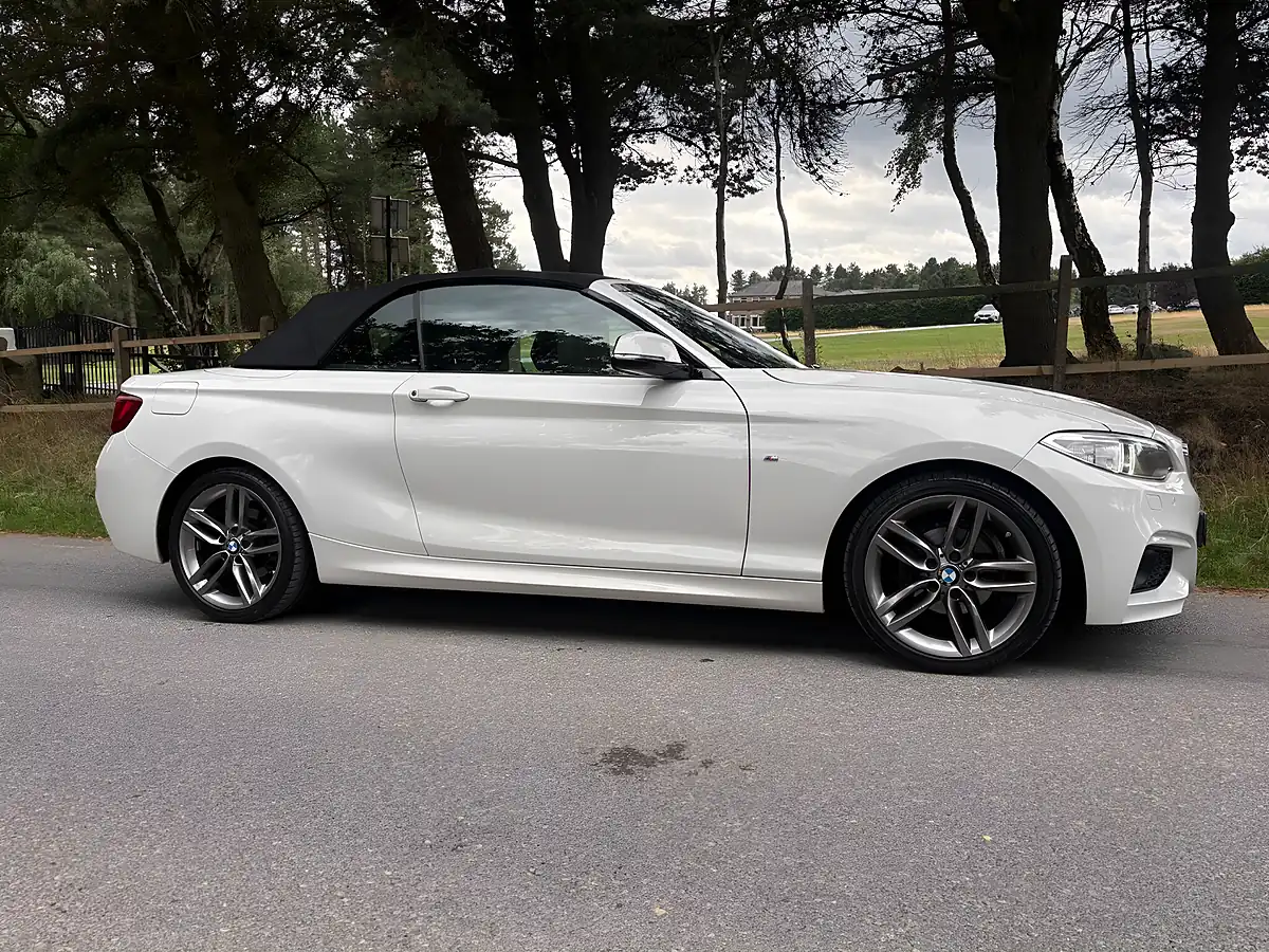 Used 2017 BMW 2 Series M Sport White - Interior and Exterior details 13