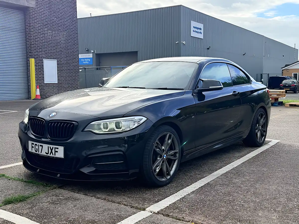 Used 2017 BMW 2 Series M240i Black - Interior and Exterior details 4