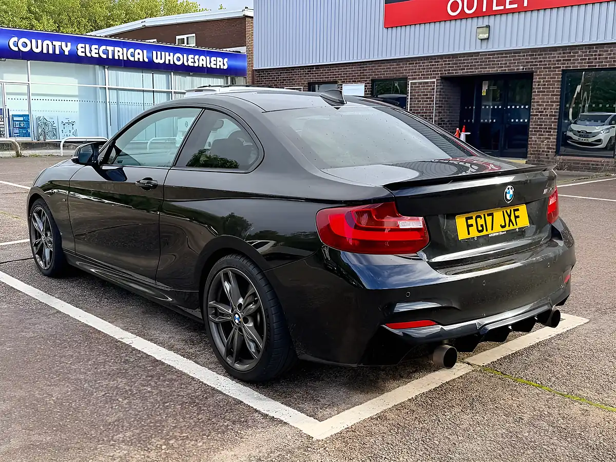Used 2017 BMW 2 Series M240i Black - Interior and Exterior details 6