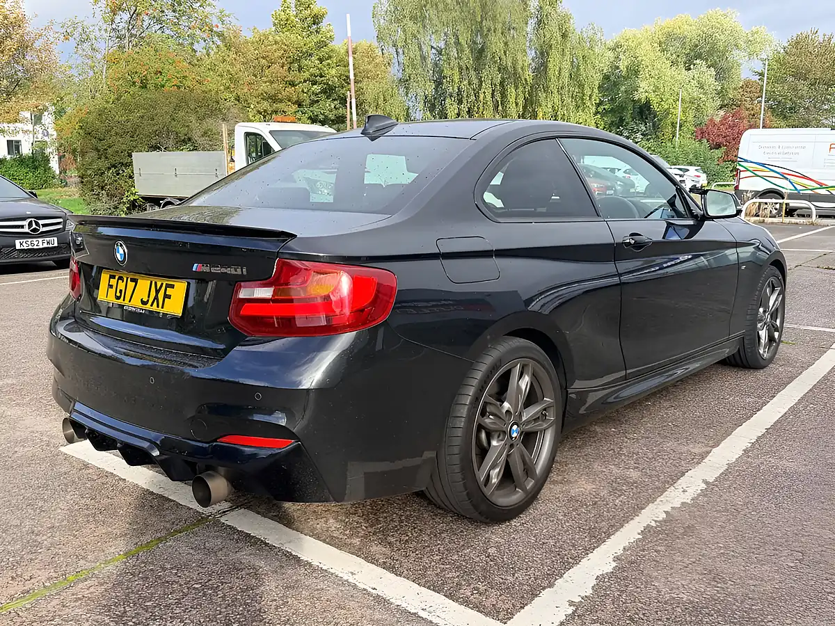 Used 2017 BMW 2 Series M240i Black - Interior and Exterior details 8