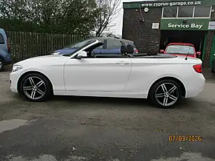 Used 2017 BMW 2 Series Sport Alpine White - Interior and Exterior details 7