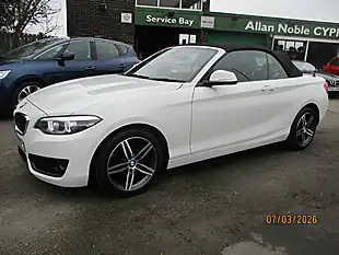 Used 2017 BMW 2 Series Sport Alpine White - Interior and Exterior details 8