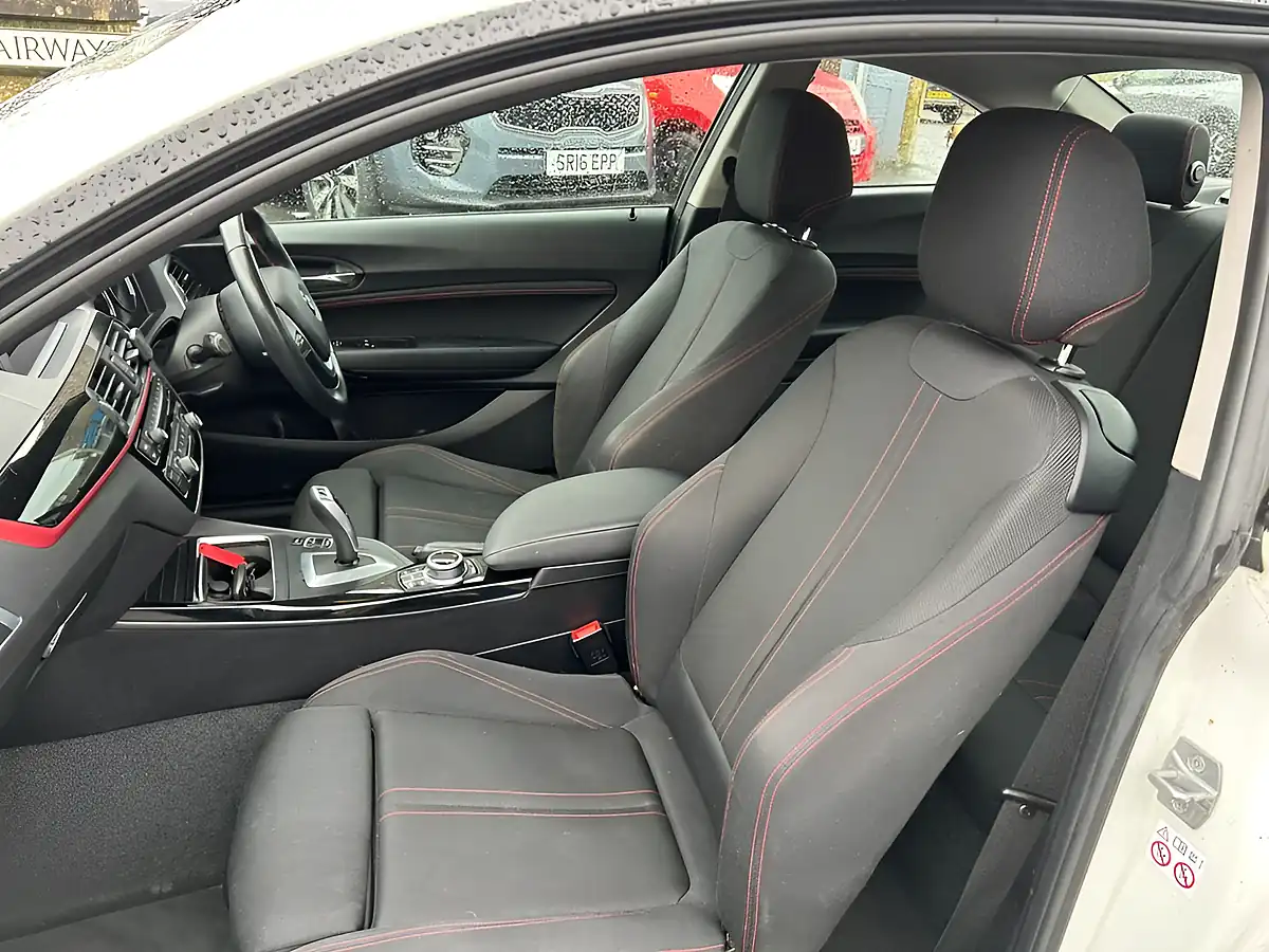 Used 2017 BMW 2 Series Sport Alpine White - Interior and Exterior details 10