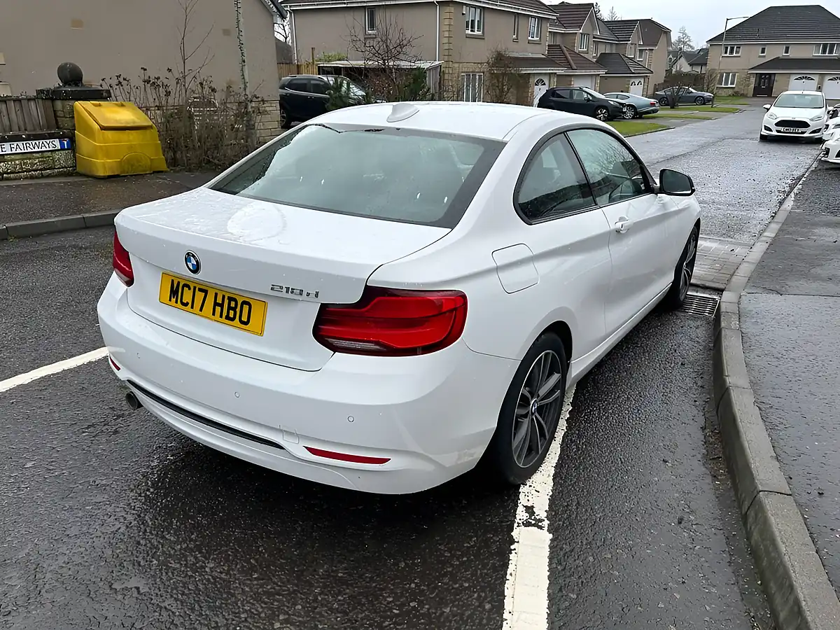 Used 2017 BMW 2 Series Sport Alpine White - Interior and Exterior details 5