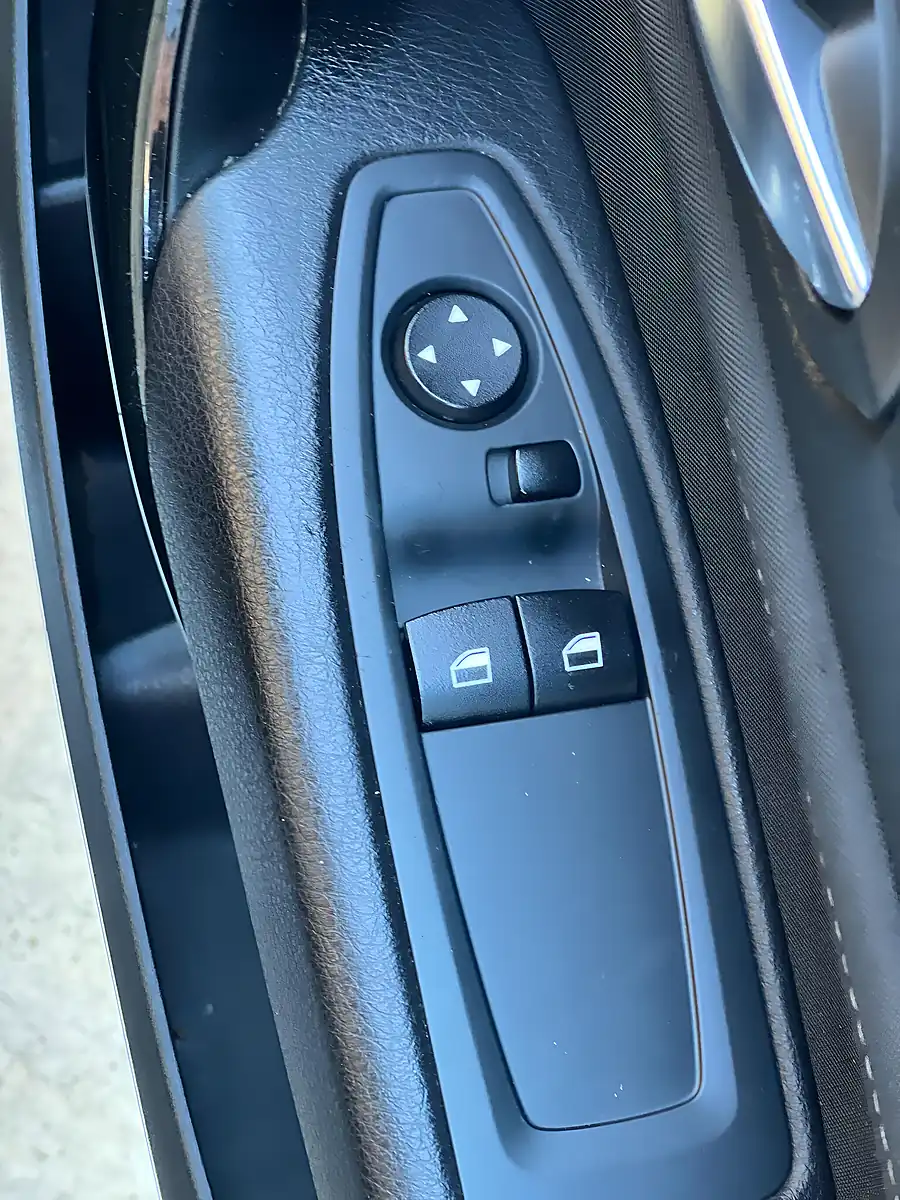 Used 2017 BMW 2 Series Sport Black - Interior and Exterior details 14