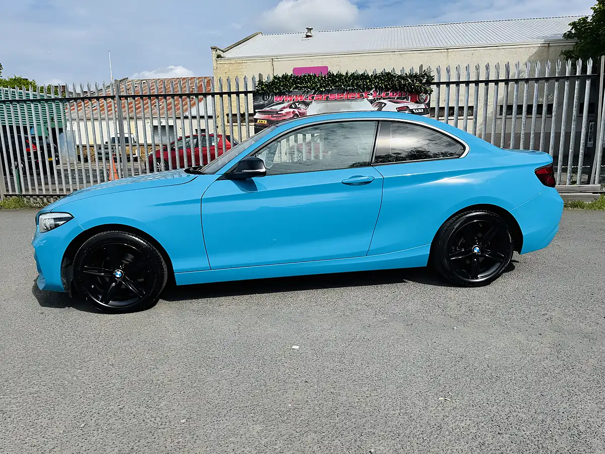 Used 2017 BMW 2 Series Sport Blue - Interior and Exterior details 12