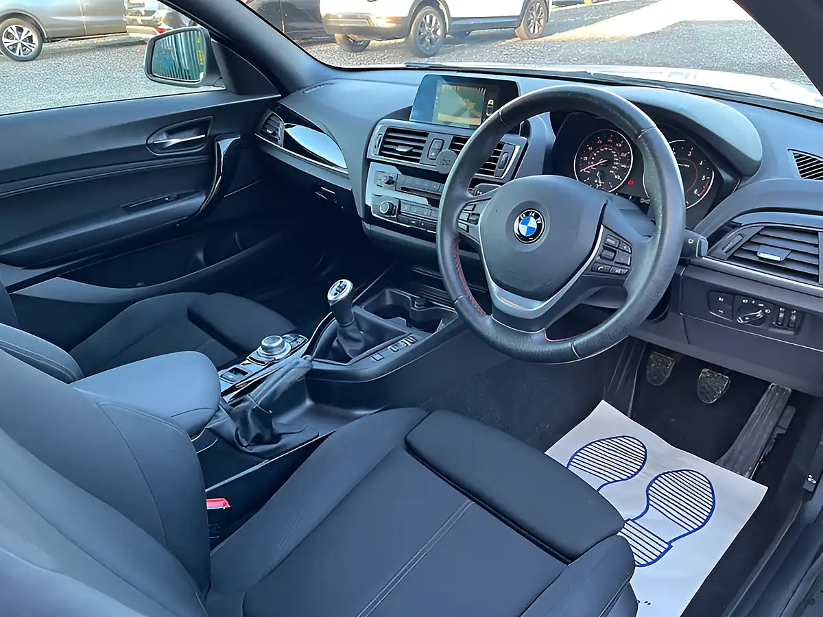 Used 2017 BMW 2 Series Sport White - Interior and Exterior details 13