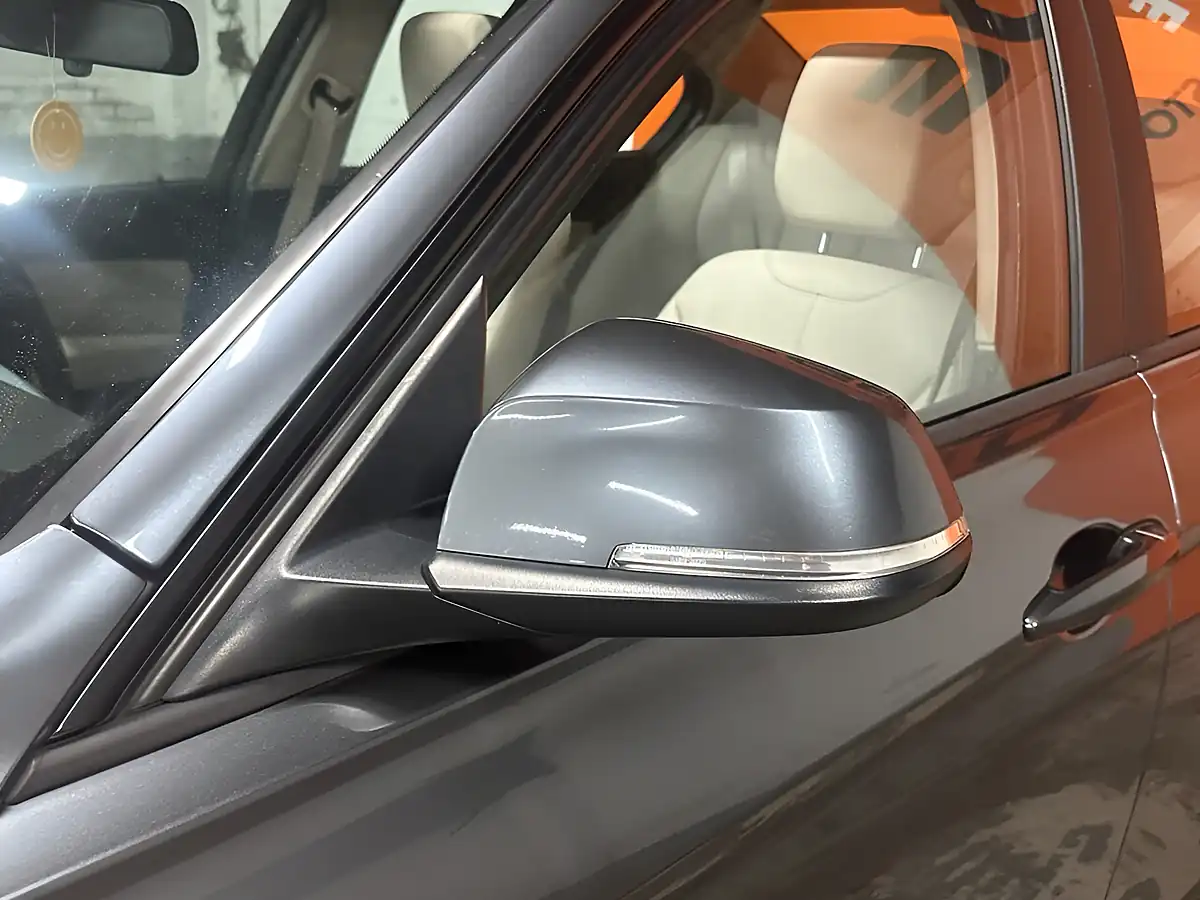 Used 2017 BMW 3 Series Ed Plus Grey - Interior and Exterior details 17