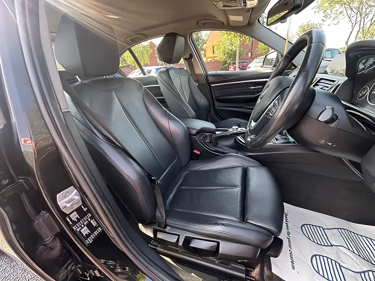 Used 2017 BMW 3 Series Ed Sport Sapphire Black - Interior and Exterior details 11