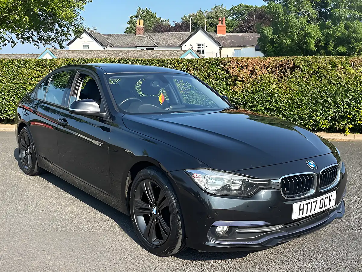 Used 2017 BMW 3 Series Ed Sport Sapphire Black - Interior and Exterior details 4