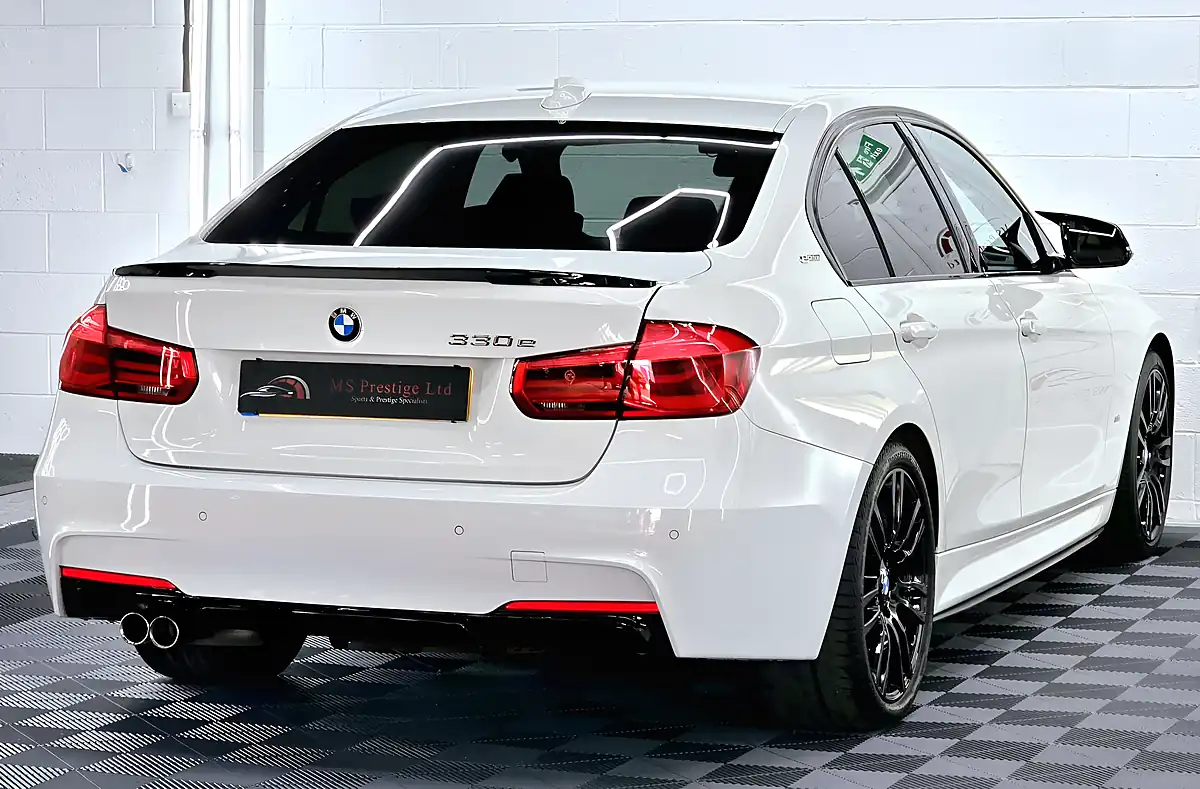 Used 2017 BMW 3 Series M Sport Alpine White - Interior and Exterior details 10