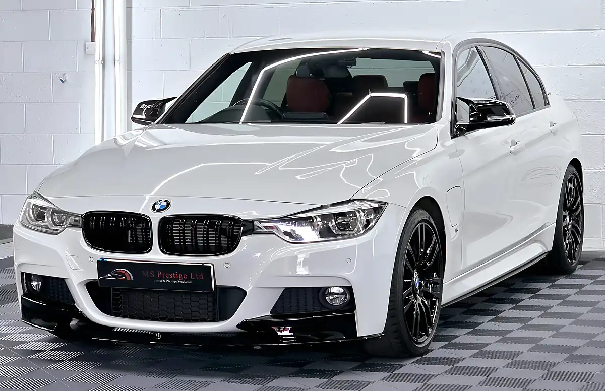 Used 2017 BMW 3 Series M Sport Alpine White - Interior and Exterior details 3