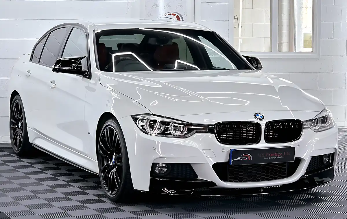 Used 2017 BMW 3 Series M Sport Alpine White - Interior and Exterior details 4