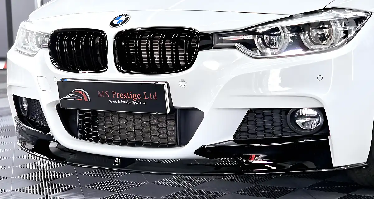 Used 2017 BMW 3 Series M Sport Alpine White - Interior and Exterior details 8