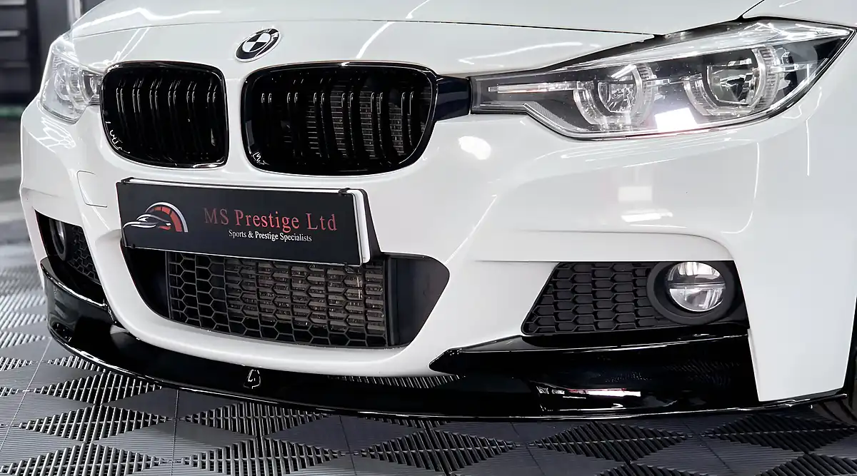 Used 2017 BMW 3 Series M Sport Alpine White - Interior and Exterior details 9