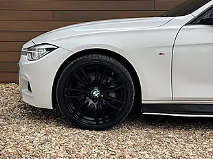 Used 2017 BMW 3 Series M Sport Alpine White - Interior and Exterior details 10