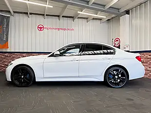 Used 2017 BMW 3 Series M Sport Alpine White - Interior and Exterior details 13