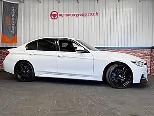 Used 2017 BMW 3 Series M Sport Alpine White - Interior and Exterior details 4