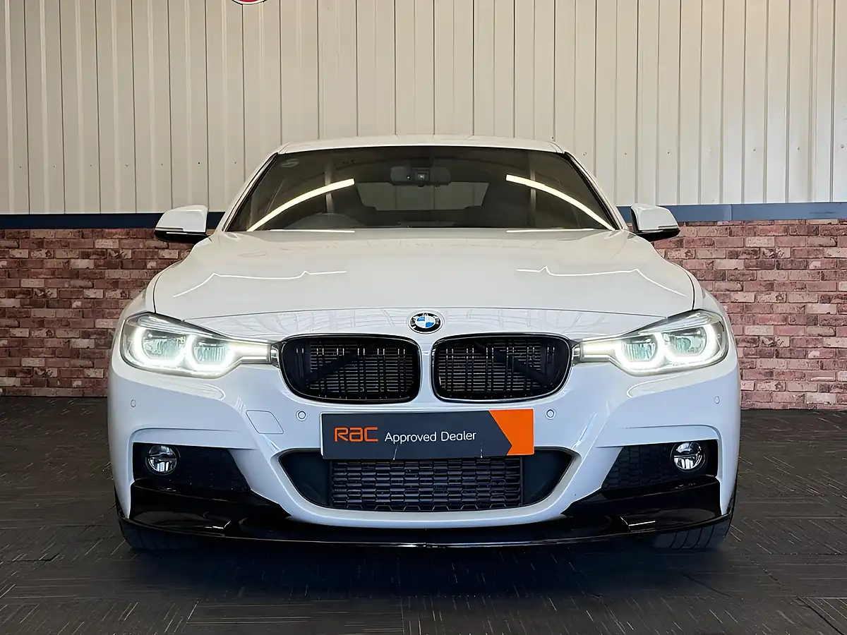 Used 2017 BMW 3 Series M Sport Alpine White - Interior and Exterior details 5