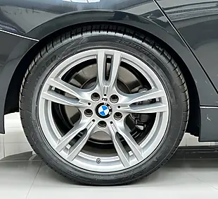 Used 2017 BMW 3 Series M Sport Black - Interior and Exterior details 6