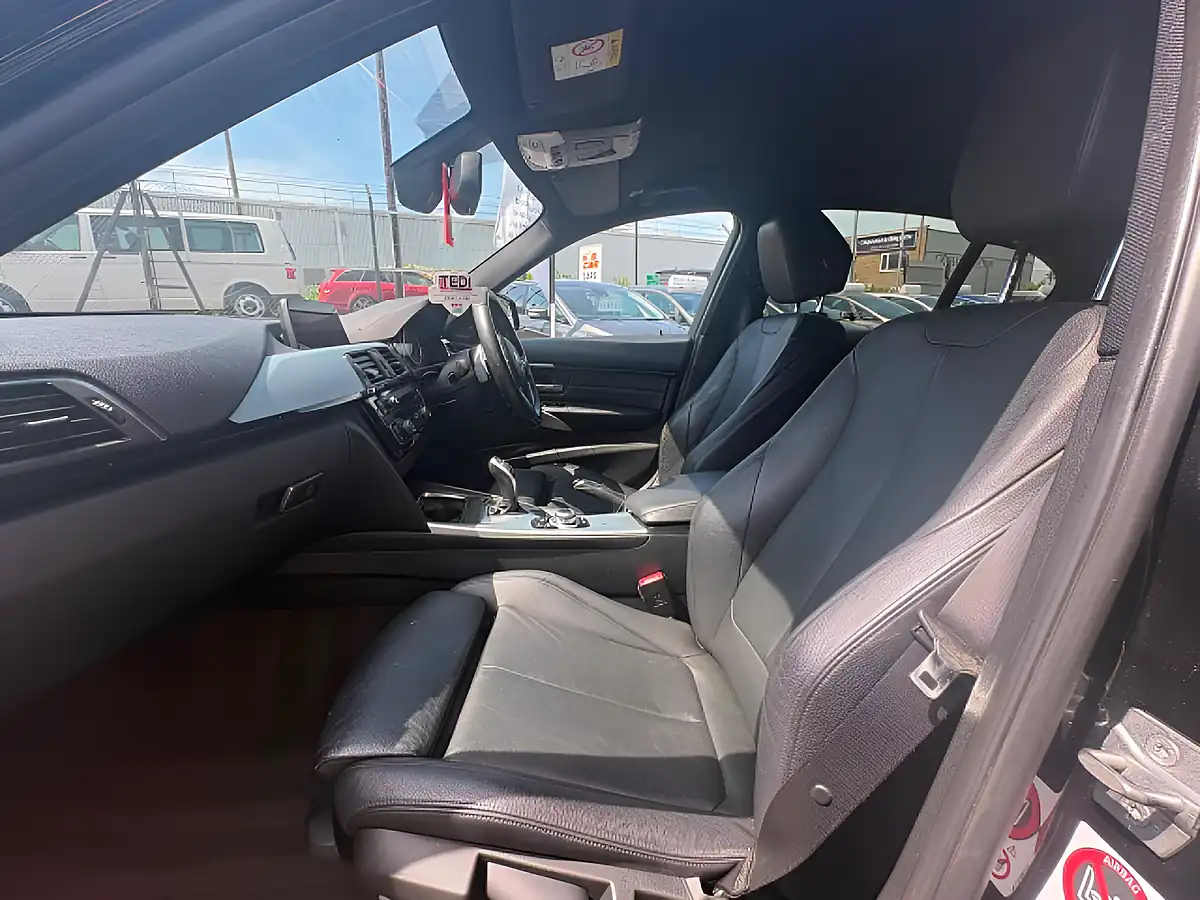 Used 2017 BMW 3 Series M Sport Black - Interior and Exterior details 15