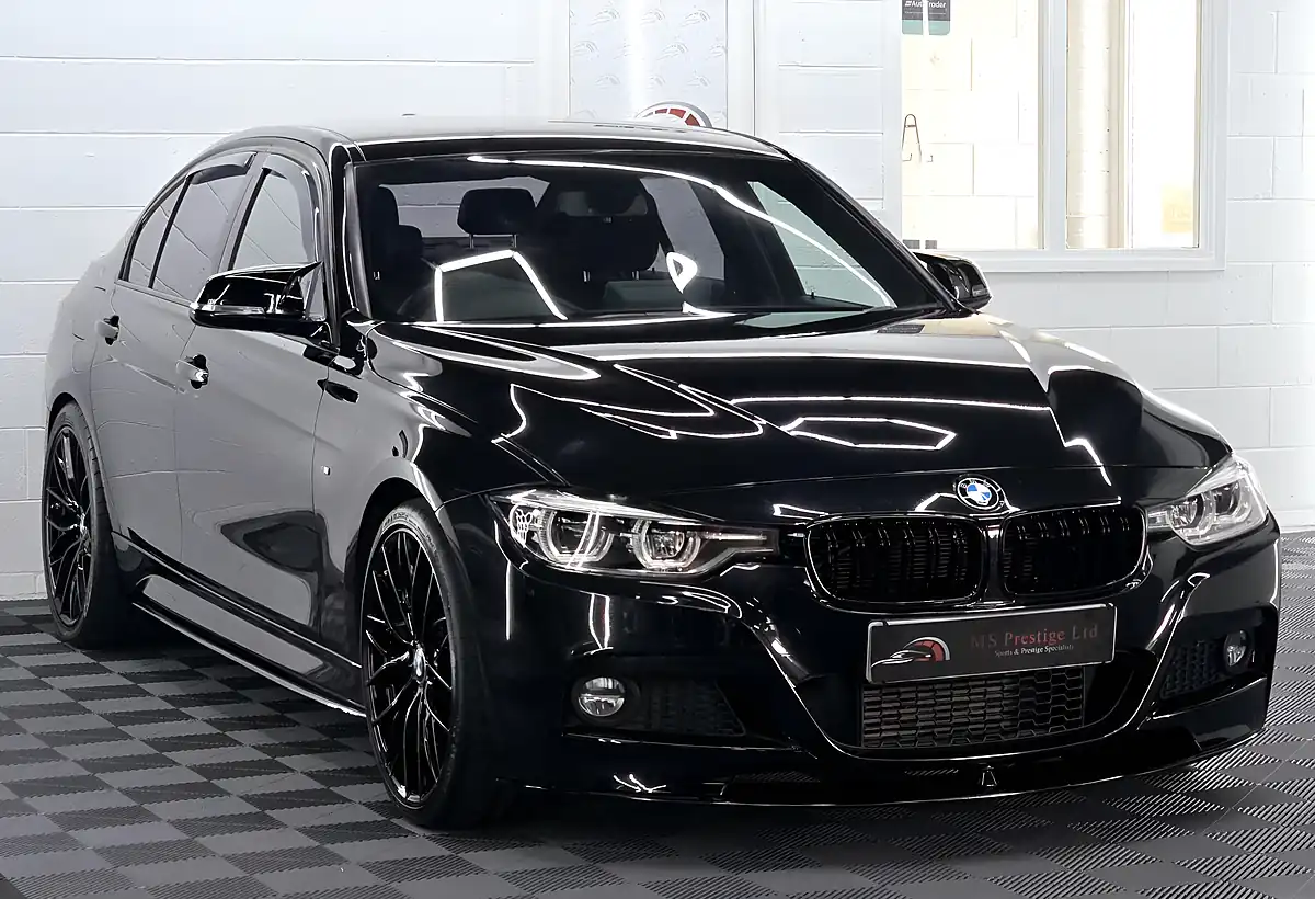 Used 2017 BMW 3 Series M Sport Black Sapphire - Interior and Exterior details 4