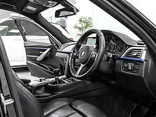 Used 2017 BMW 3 Series M Sport Black Sapphire - Interior and Exterior details 17