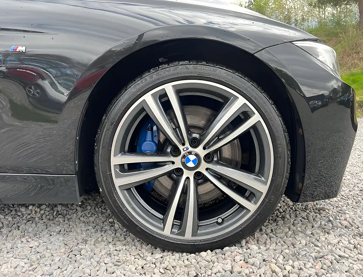 Used 2017 BMW 3 Series M Sport Black Sapphire - Interior and Exterior details 9