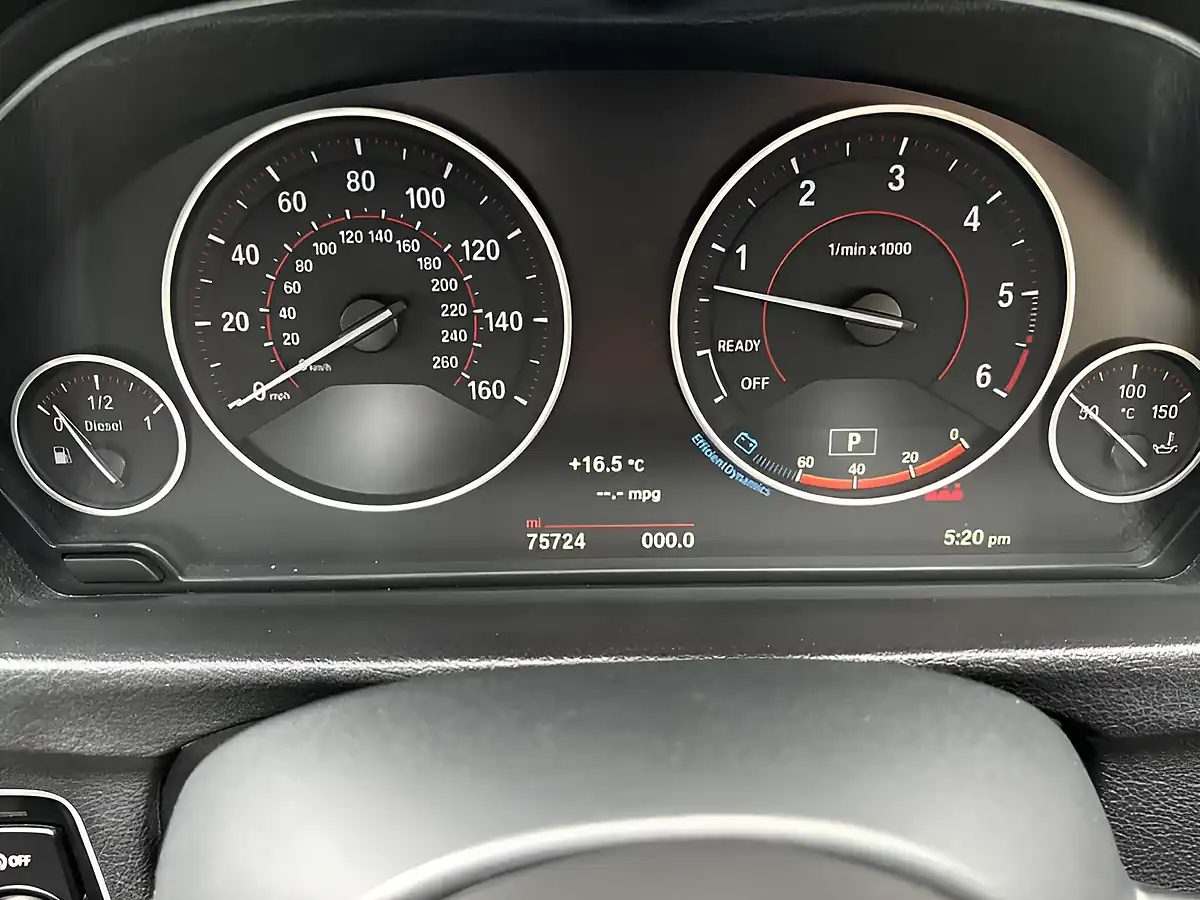 Used 2017 BMW 3 Series M Sport Glacier Silver - Interior and Exterior details 16