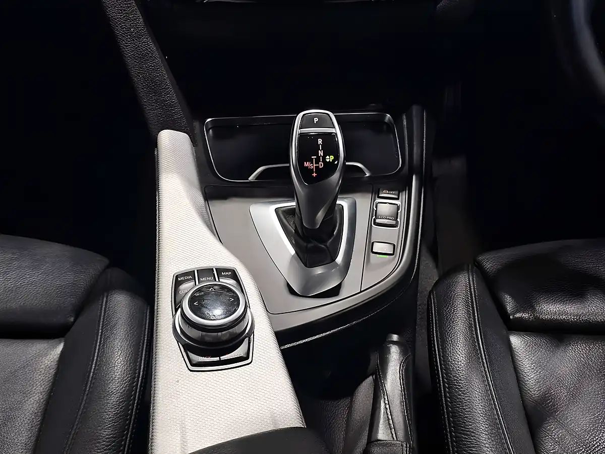 Used 2017 BMW 3 Series M Sport Mineral Grey - Interior and Exterior details 18