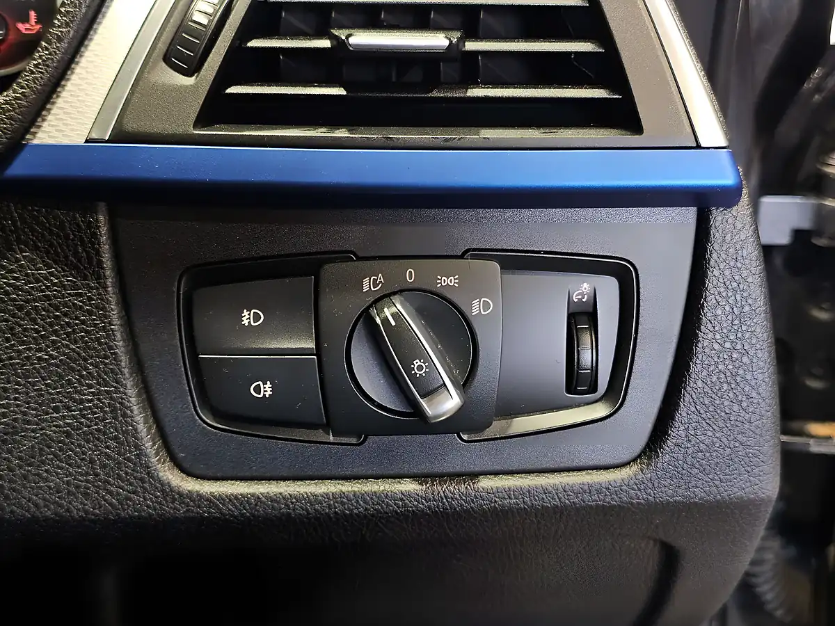 Used 2017 BMW 3 Series M Sport Mineral Grey - Interior and Exterior details 19