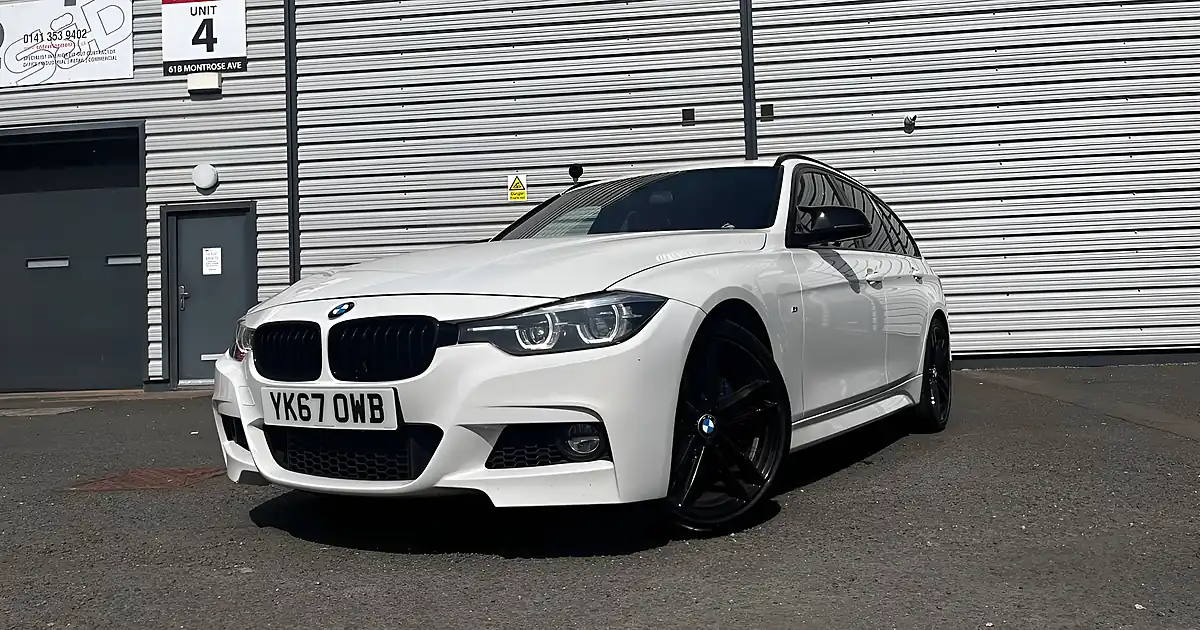 Used 2017 BMW 3 Series M Sport Shadow Edition Alpine White - Front View