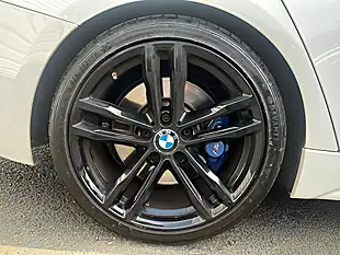 Used 2017 BMW 3 Series M Sport Shadow Edition Alpine White - Interior and Exterior details 11