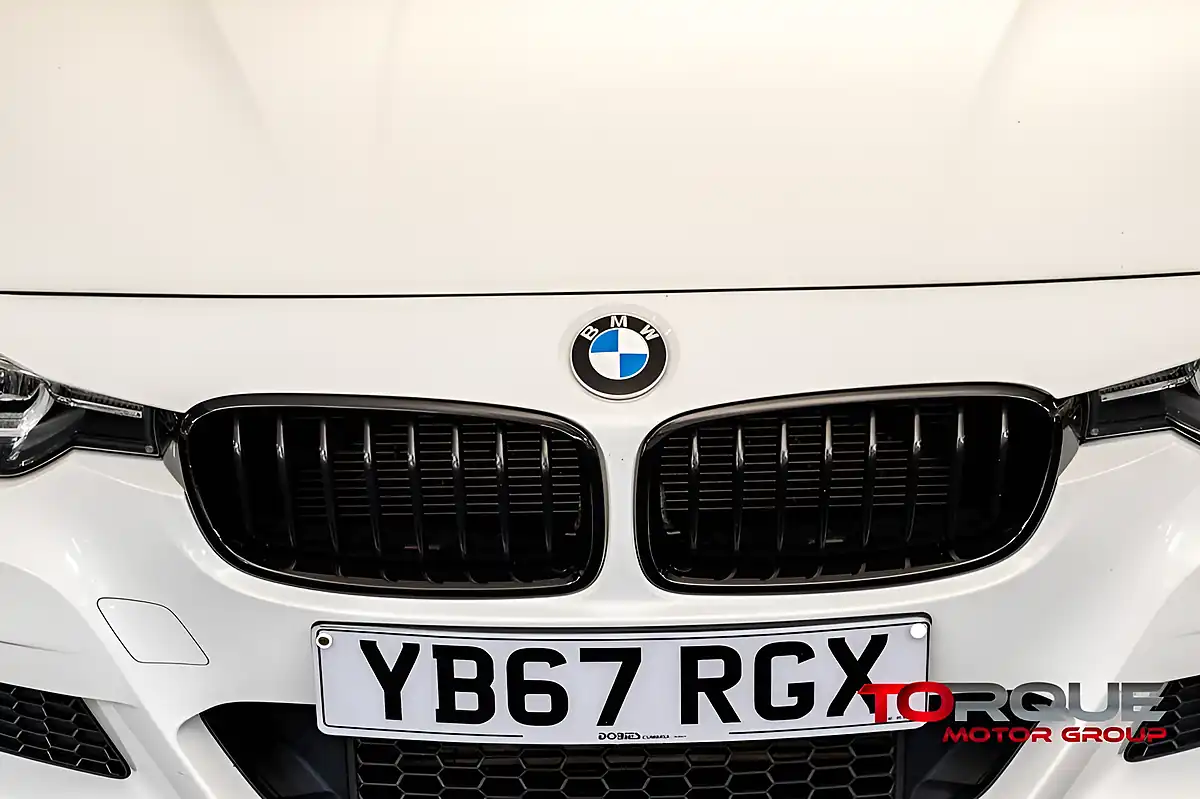 Used 2017 BMW 3 Series M Sport Shadow Edition Alpine White - Interior and Exterior details 4