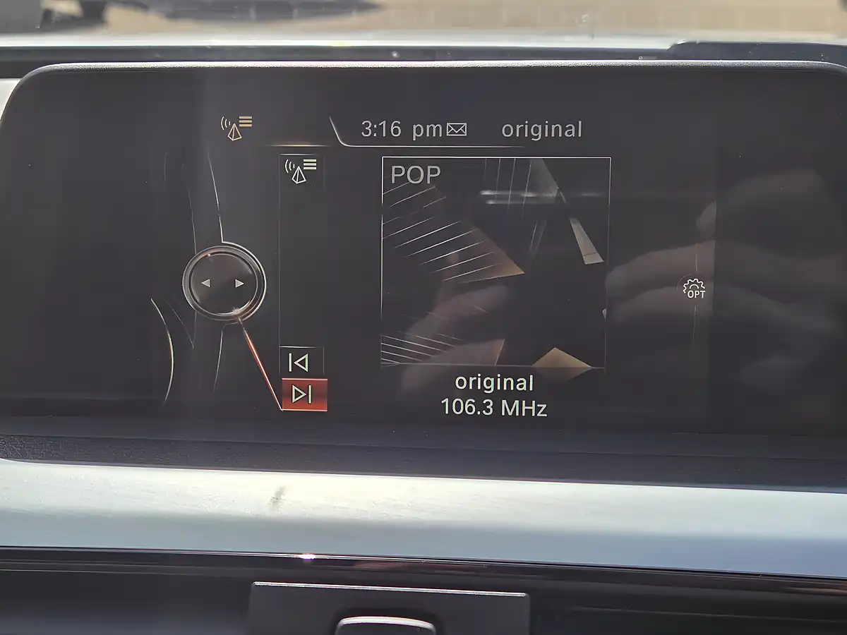 Used 2017 BMW 3 Series M Sport Silver - Interior and Exterior details 10
