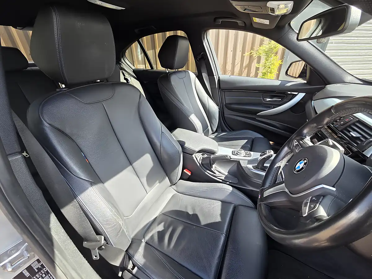 Used 2017 BMW 3 Series M Sport Silver - Interior and Exterior details 6