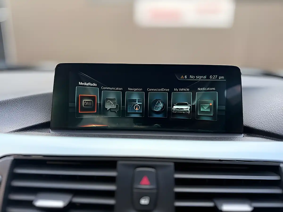 Used 2017 BMW 3 Series M Sport Silver - Interior and Exterior details 10