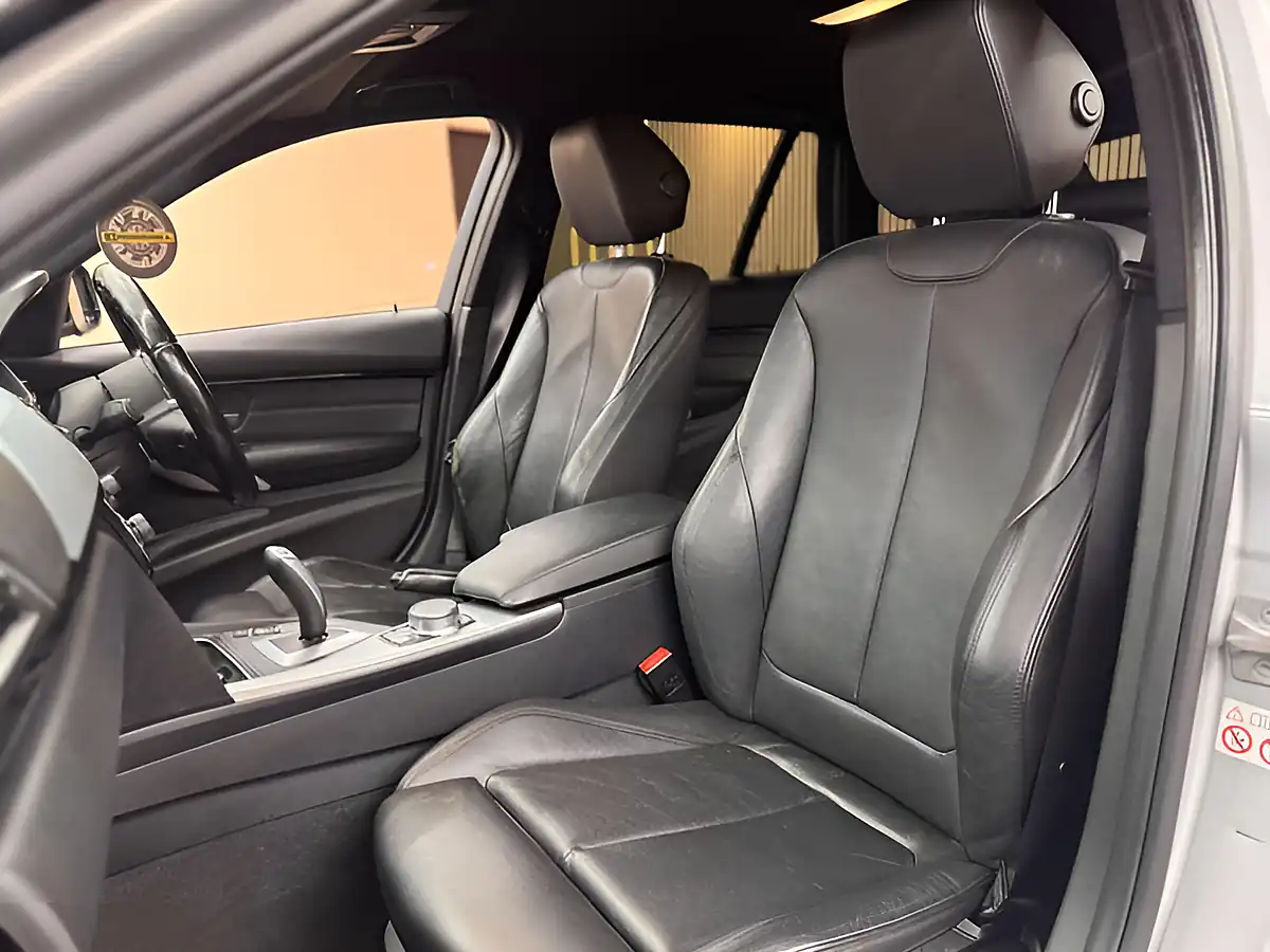 Used 2017 BMW 3 Series M Sport Silver - Interior and Exterior details 10